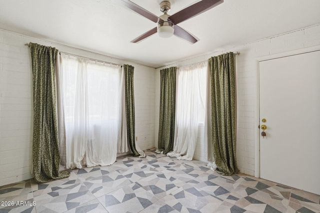 410 W PARKWAY Boulevard, Tempe, AZ 85281