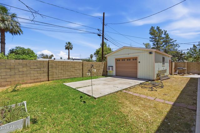 410 W PARKWAY Boulevard, Tempe, AZ 85281
