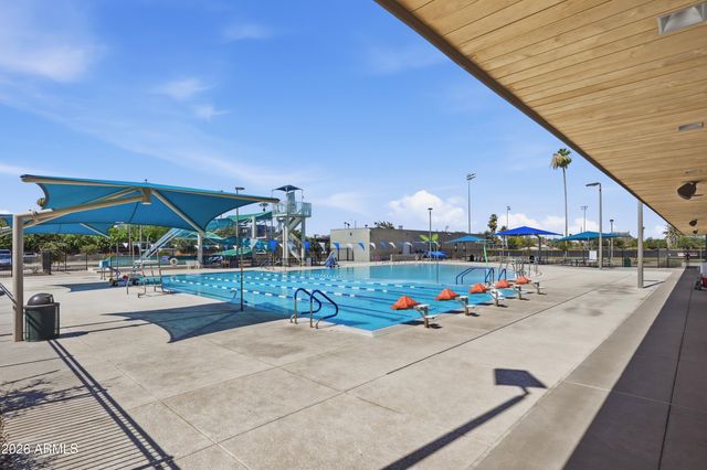 410 W PARKWAY Boulevard, Tempe, AZ 85281