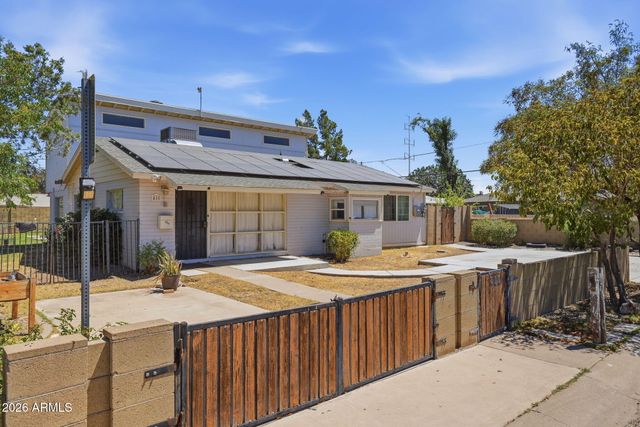 410 W PARKWAY Boulevard, Tempe, AZ 85281