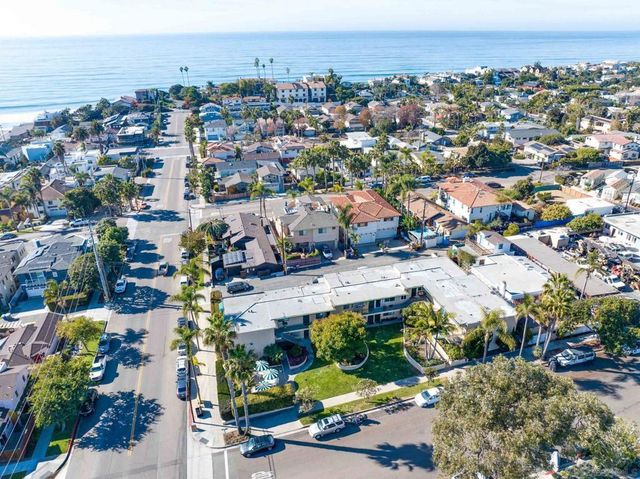 210 A Street 2, Encinitas, CA 92024