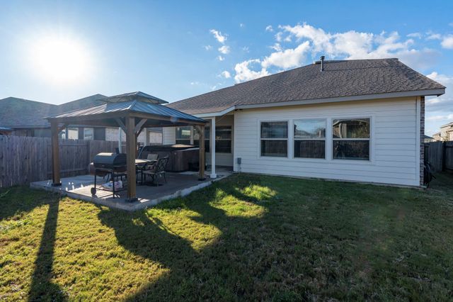 139 Billowing WAY, Kyle, TX 78640