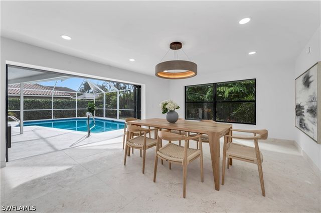 3777 Fountainhead LN, Naples, FL 34103