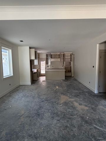 137 Kinley Loop, Little Rock, AR 72223