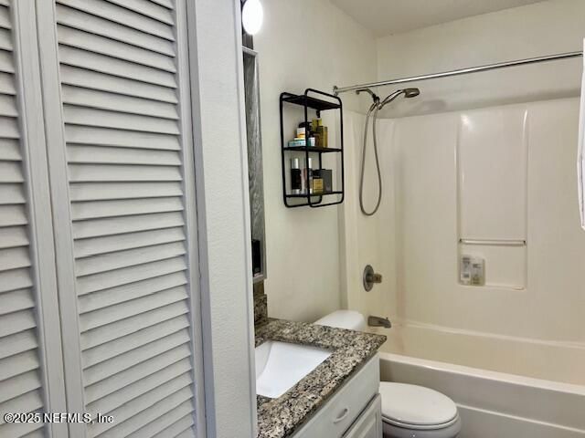 1005 CABO BLANCO Avenue E, Jacksonville, FL 32233