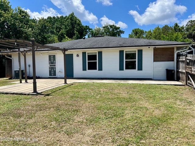 1005 CABO BLANCO Avenue E, Jacksonville, FL 32233