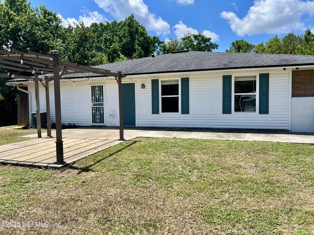 1005 CABO BLANCO Avenue E, Jacksonville, FL 32233
