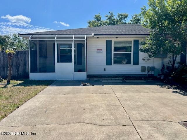 1005 CABO BLANCO Avenue E, Jacksonville, FL 32233