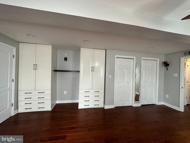 5440 8TH RD S, Arlington, VA 22204
