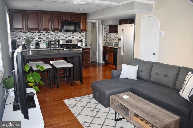 5440 8TH RD S, Arlington, VA 22204