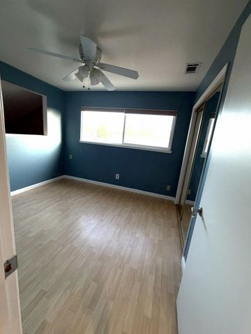 1425 Forest Dr, Turlock, CA 95380