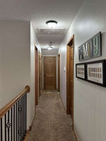 3504 N Ledgestone Drive, Ozark, MO 65721
