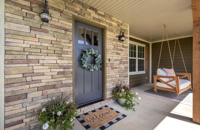 3504 N Ledgestone Drive, Ozark, MO 65721