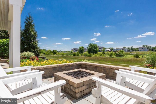 506 E DELP RD, Lancaster, PA 17601