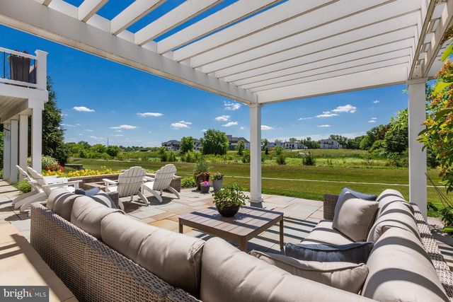 506 E DELP RD, Lancaster, PA 17601