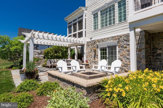 506 E DELP RD, Lancaster, PA 17601