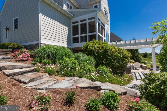 506 E DELP RD, Lancaster, PA 17601