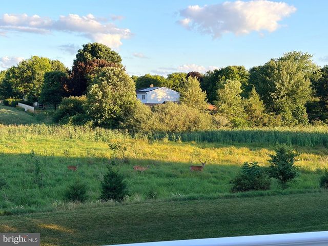 506 E DELP RD, Lancaster, PA 17601
