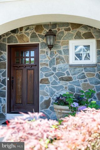 506 E DELP RD, Lancaster, PA 17601