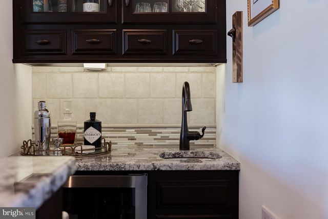 506 E DELP RD, Lancaster, PA 17601