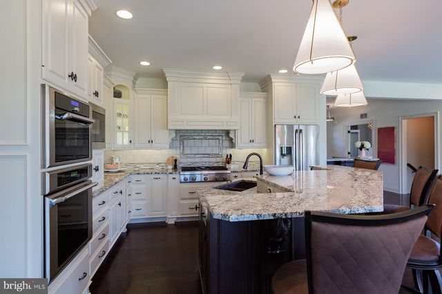 506 E DELP RD, Lancaster, PA 17601