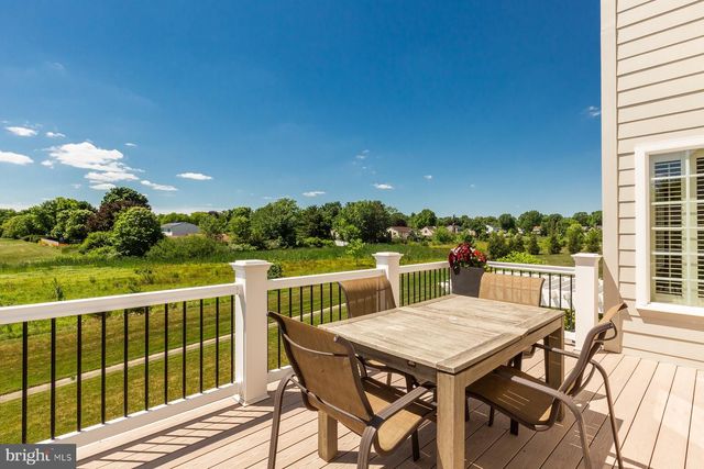 506 E DELP RD, Lancaster, PA 17601