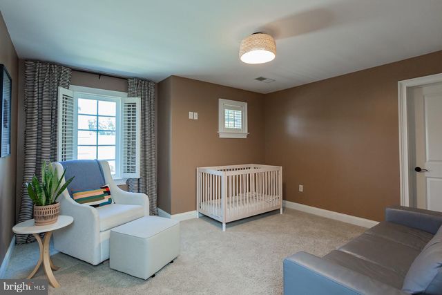 506 E DELP RD, Lancaster, PA 17601