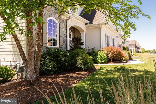 506 E DELP RD, Lancaster, PA 17601