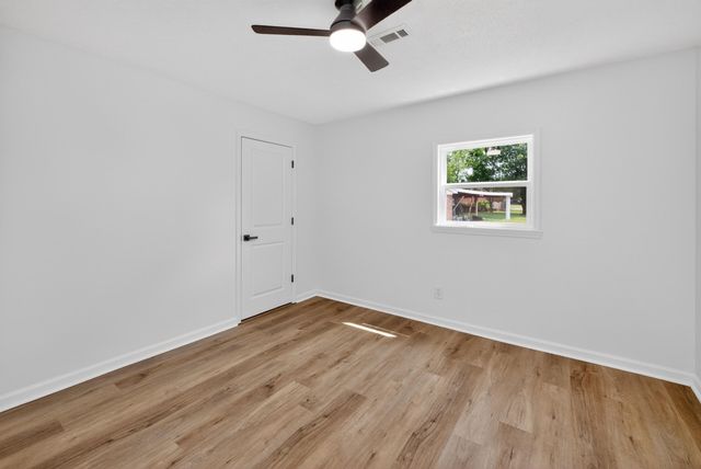 1296 Dorchester Drive, Georgetown, KY 40324