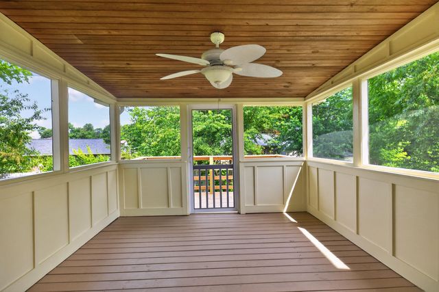 1296 Dorchester Drive, Georgetown, KY 40324