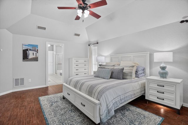 9216 Hanging Moss Drive, Granbury, TX 76049