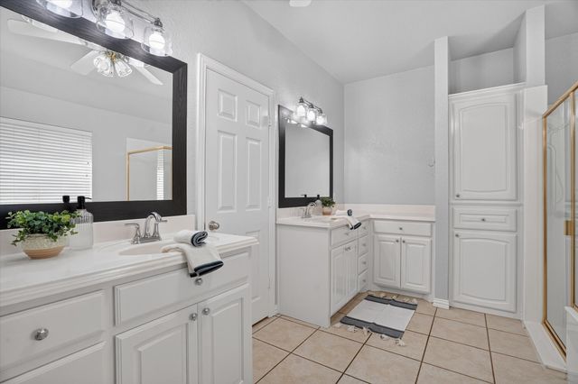 9216 Hanging Moss Drive, Granbury, TX 76049