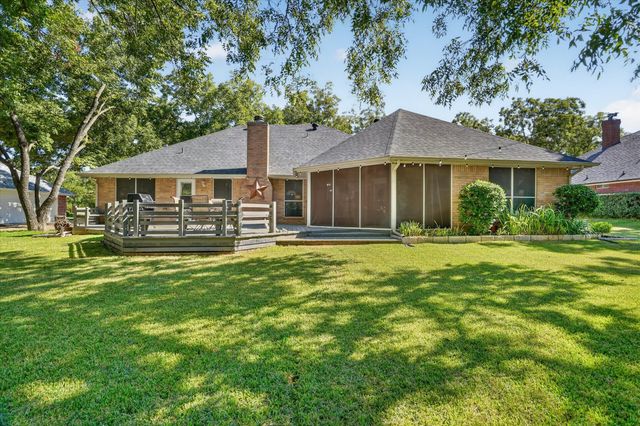 9216 Hanging Moss Drive, Granbury, TX 76049