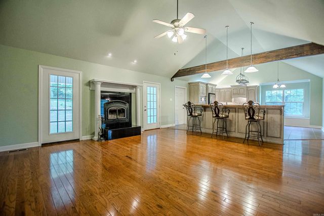 1610 Vanderbuilt Circle, Benton, AR 72015
