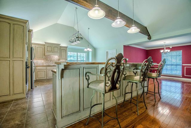 1610 Vanderbuilt Circle, Benton, AR 72015