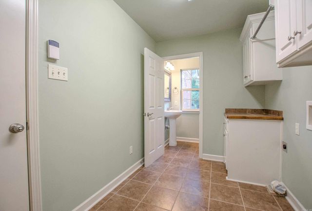 1610 Vanderbuilt Circle, Benton, AR 72015