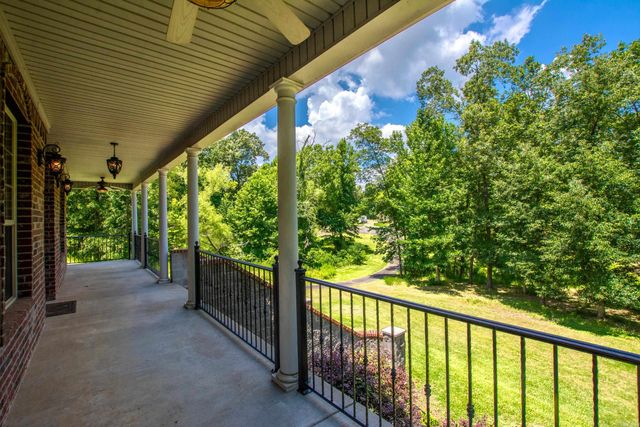 1610 Vanderbuilt Circle, Benton, AR 72015