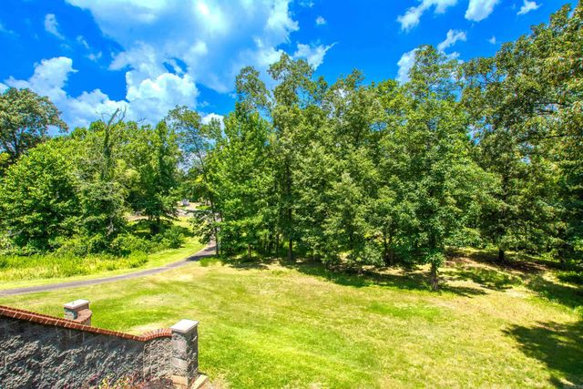 1610 Vanderbuilt Circle, Benton, AR 72015