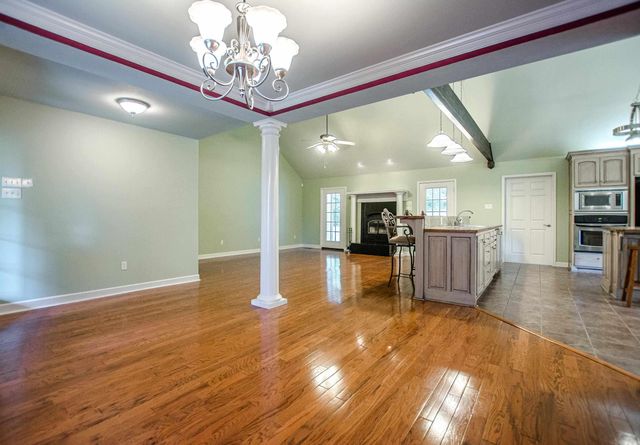 1610 Vanderbuilt Circle, Benton, AR 72015