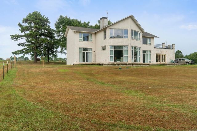 635 School Road, Rose Bud, AR 72137