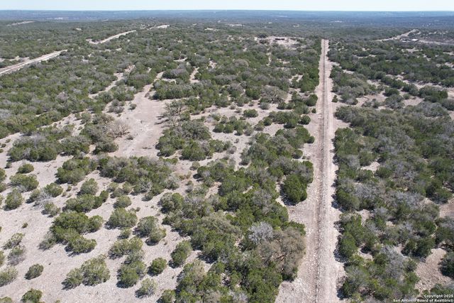 2724 Sd 24910, Rocksprings, TX 78880