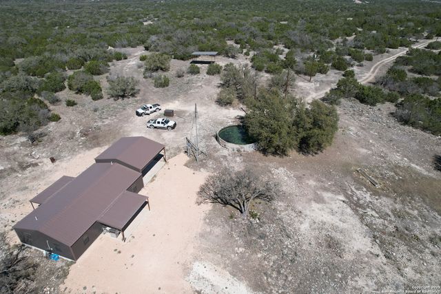 2724 Sd 24910, Rocksprings, TX 78880