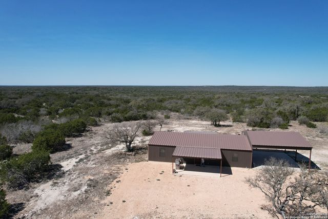 2724 Sd 24910, Rocksprings, TX 78880