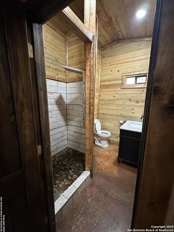 2724 Sd 24910, Rocksprings, TX 78880