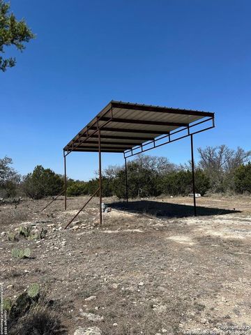 2724 Sd 24910, Rocksprings, TX 78880