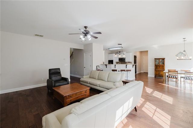 4783 Austin Hills Drive, Suwanee, GA 30024