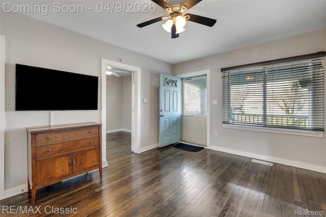 2040 Symes Street, Ferndale, MI 48220