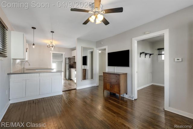 2040 Symes Street, Ferndale, MI 48220