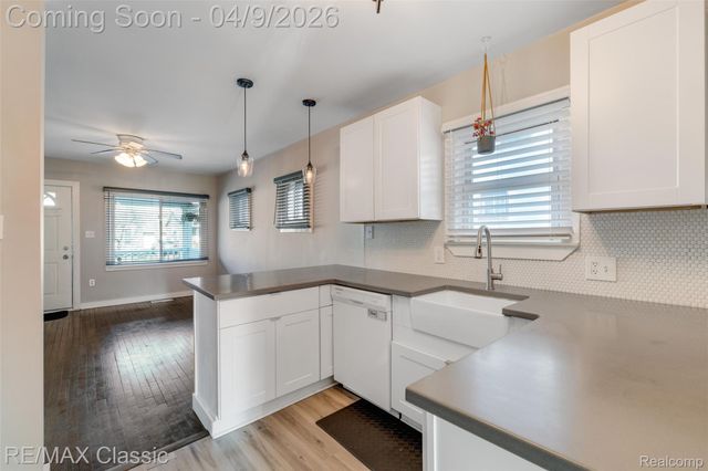 2040 Symes Street, Ferndale, MI 48220