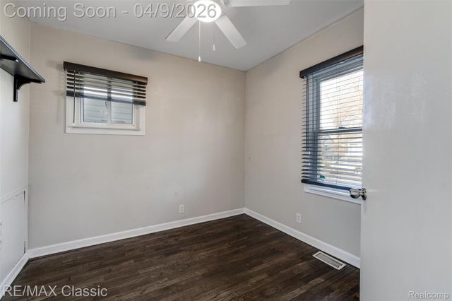 2040 Symes Street, Ferndale, MI 48220